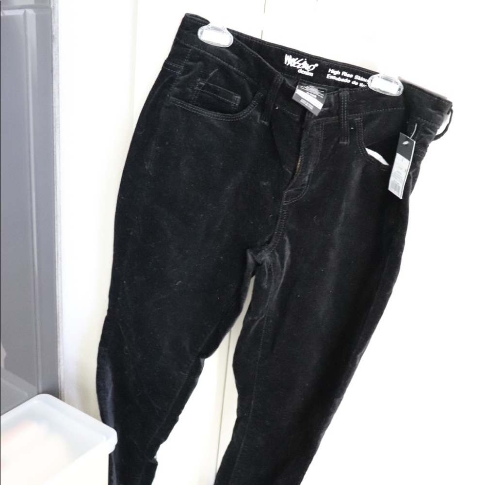 Black velvet jeans NWT